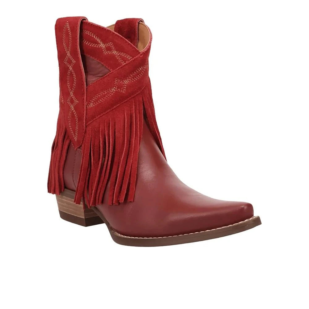 How to Build a Western-Inspired Wardrobe With Women's Cowboy Boots